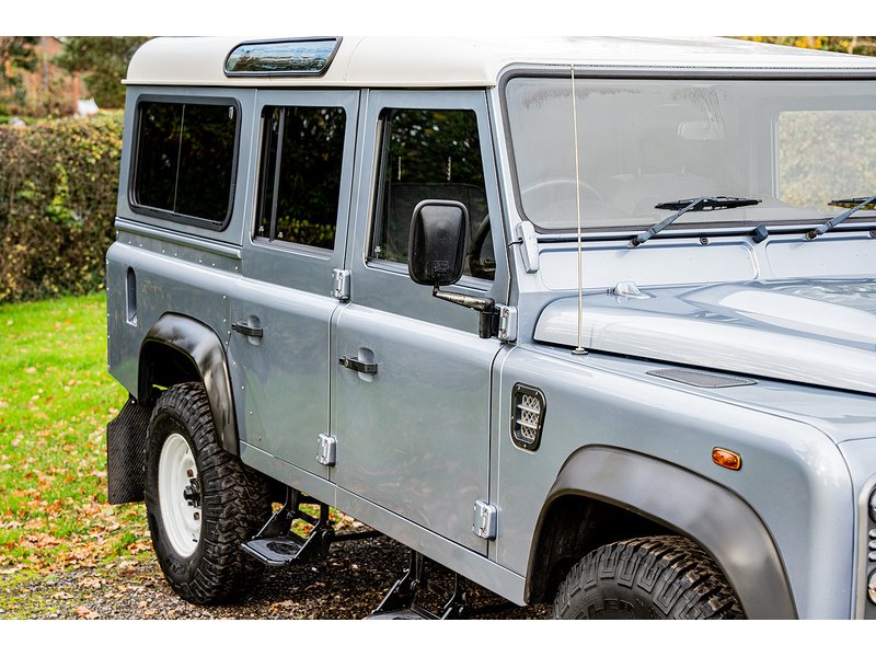 Used Land Rover Defender 2010 for sale - 76518484: Photo 31