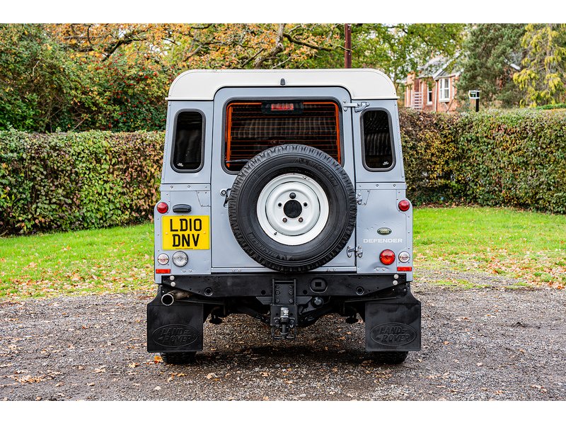 Used Land Rover Defender 2010 for sale - 76518484: Photo 8