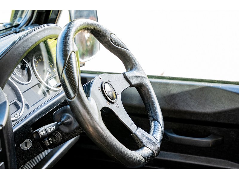 Used Land Rover Defender 110 for sale - 78083631: Photo 11