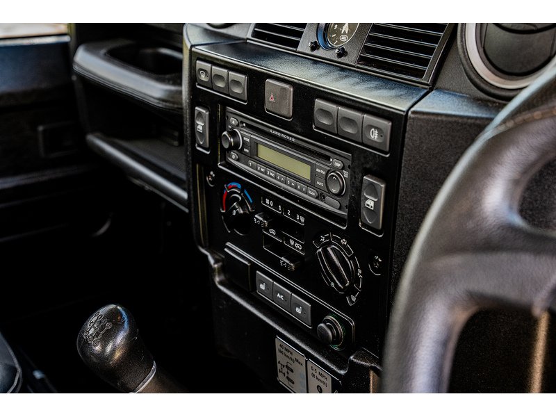 Used Land Rover Defender 110 for sale - 78083631: Photo 30