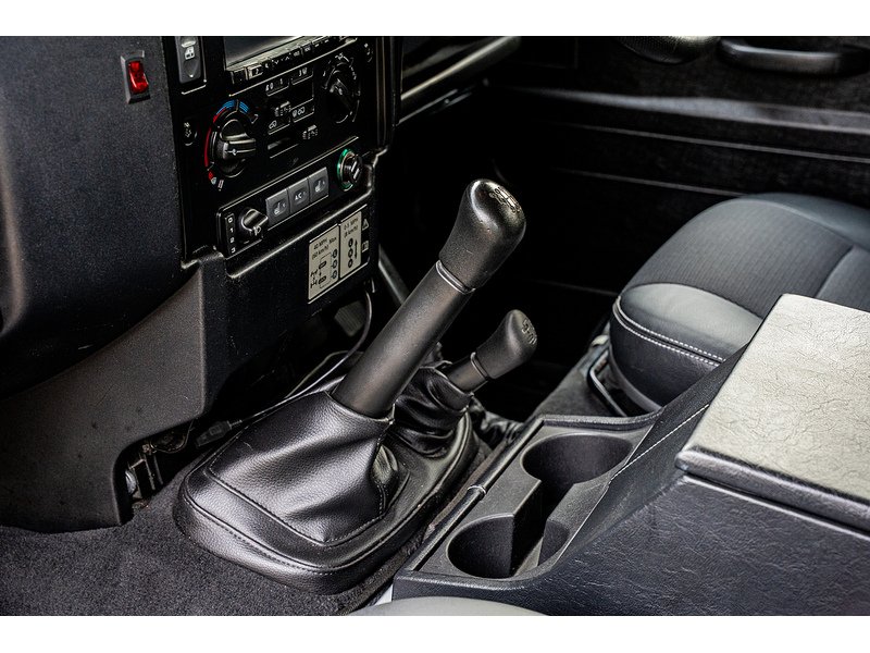 Used Land Rover Defender 2014 for sale - 76516123: Photo 22