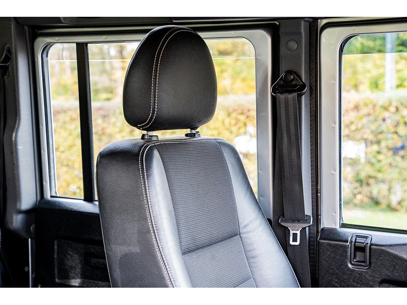 Used Land Rover Defender 2014 for sale - 76516123: Photo 25