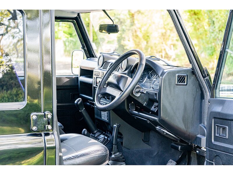 Vehicle 29