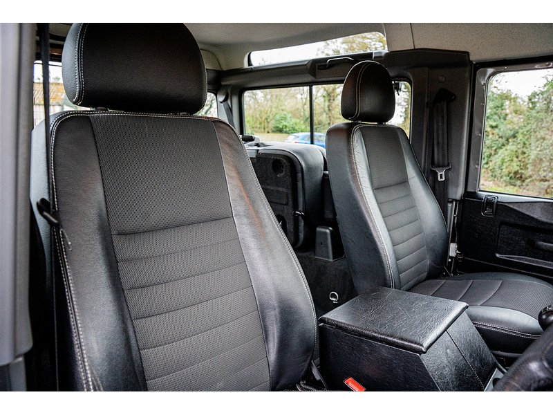 Used Land Rover Defender 90 for sale - 77701931: Photo 16