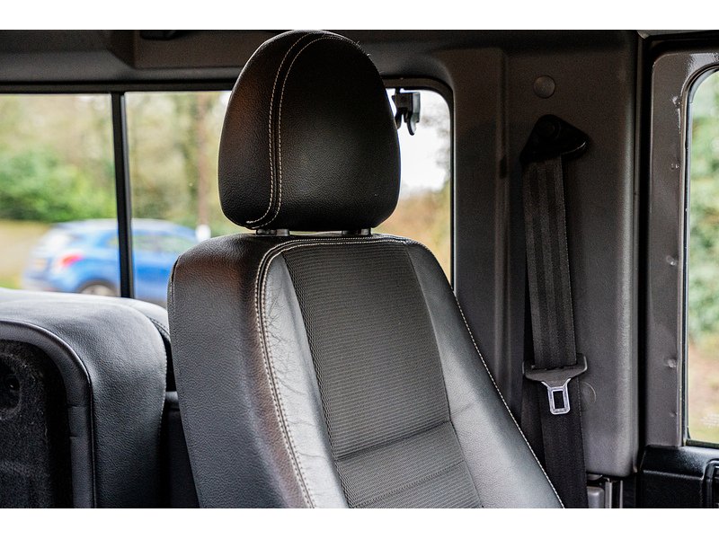 Used Land Rover Defender 90 for sale - 77701931: Photo 17