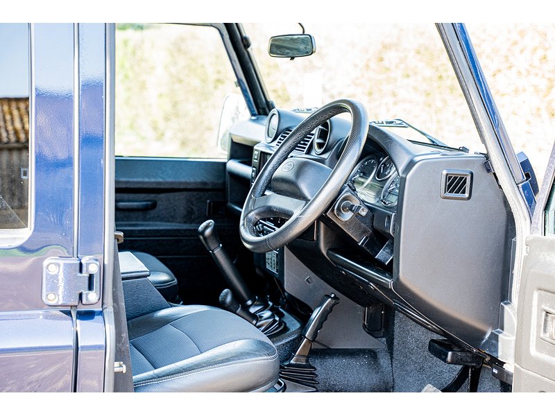 Used Land Rover Defender 110 for sale - 77765947: Photo 10