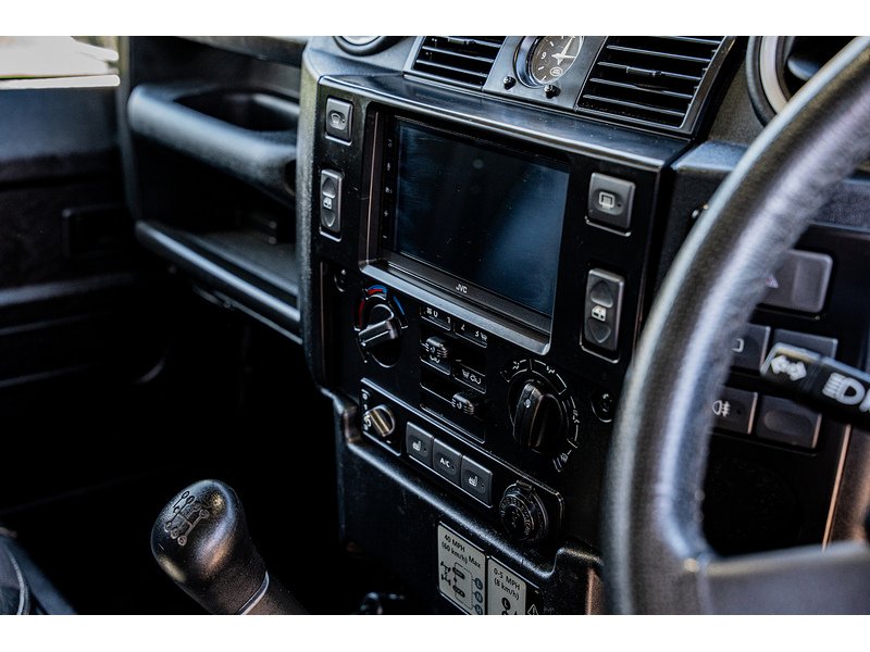 Used Land Rover Defender 110 for sale - 77765947: Photo 11