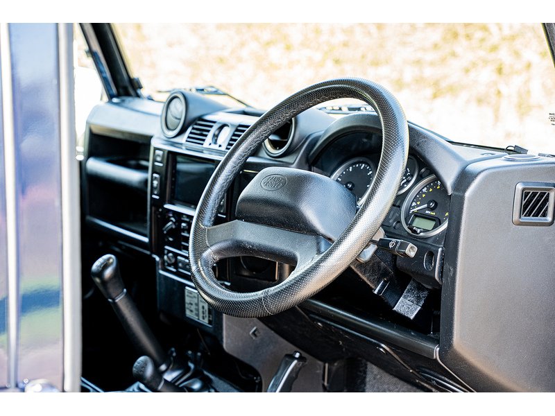 Used Land Rover Defender 110 for sale - 77765947: Photo 12