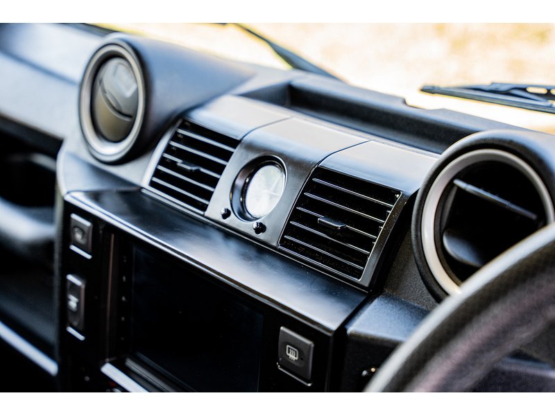 Used Land Rover Defender 110 for sale - 77765947: Photo 15