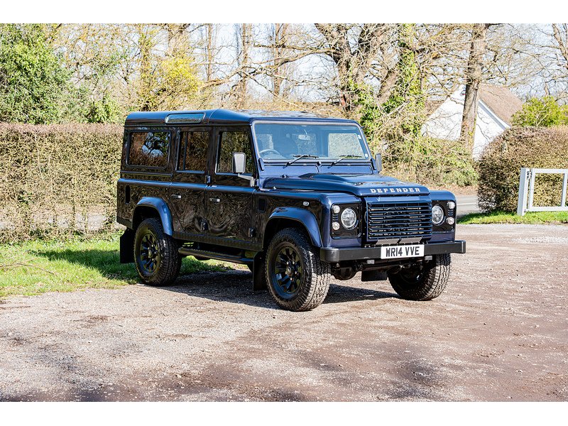 Used Land Rover Defender 110 for sale - 77765947: Photo 2
