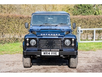 Used Land Rover Defender 110 2014 for sale - 77765947: Photo