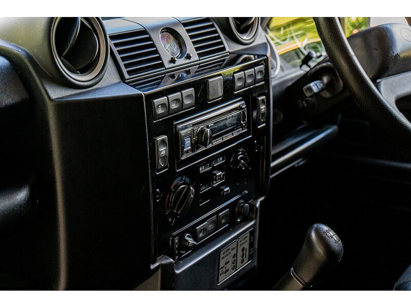 Vehicle 29