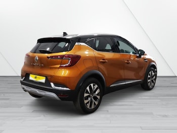 Used Renault Captur 2020 for sale - 75585607: Photo
