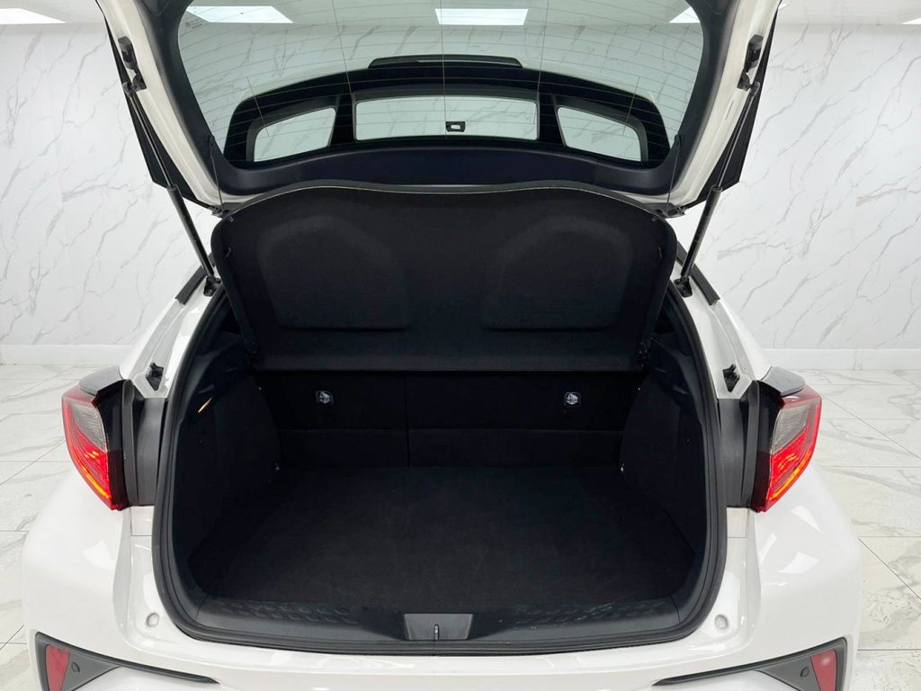 Used Toyota C-HR 2022 for sale - 77521429: Photo 32