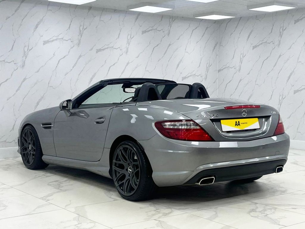 Used Mercedes-Benz SLK 2014 for sale - 76367795: Photo 11