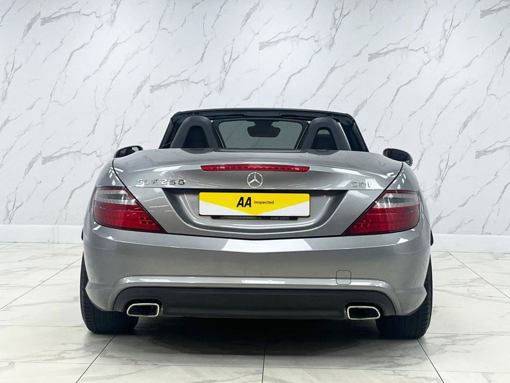 Used Mercedes-Benz SLK 2014 for sale - 76367795: Photo 15