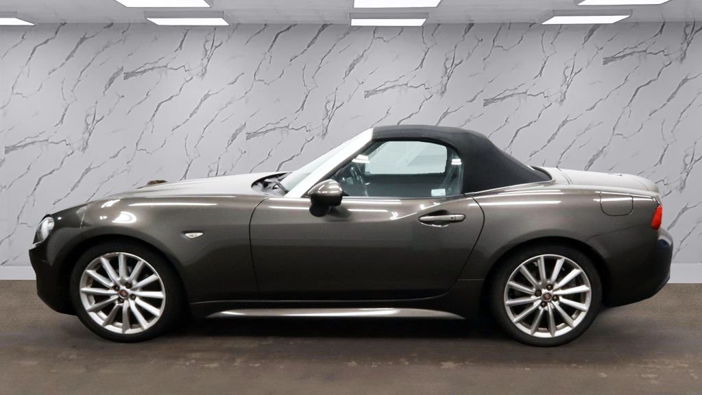Used Fiat 124 Spider 2018 for sale - 76820717: Photo 6