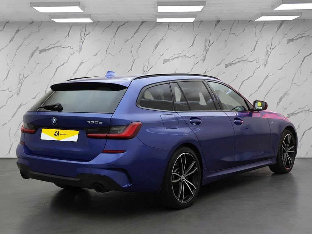 Used BMW 3 Series 2021 for sale - 77534927: Photo 4