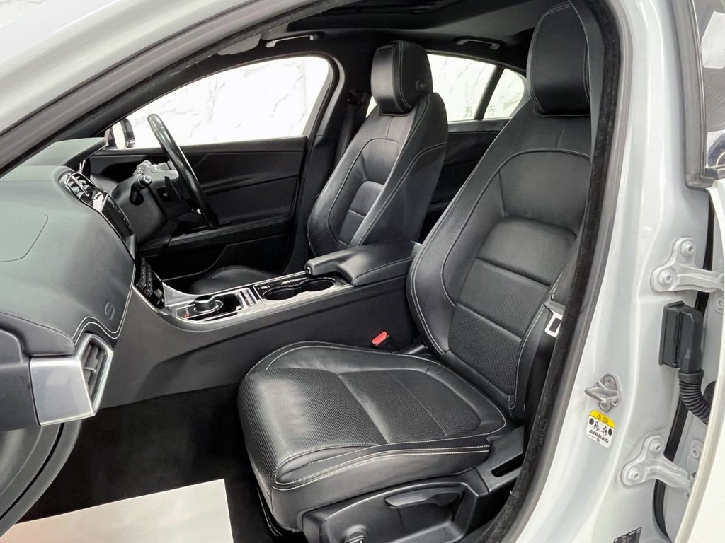 Used Jaguar XE 2016 for sale - 77779867: Photo 14