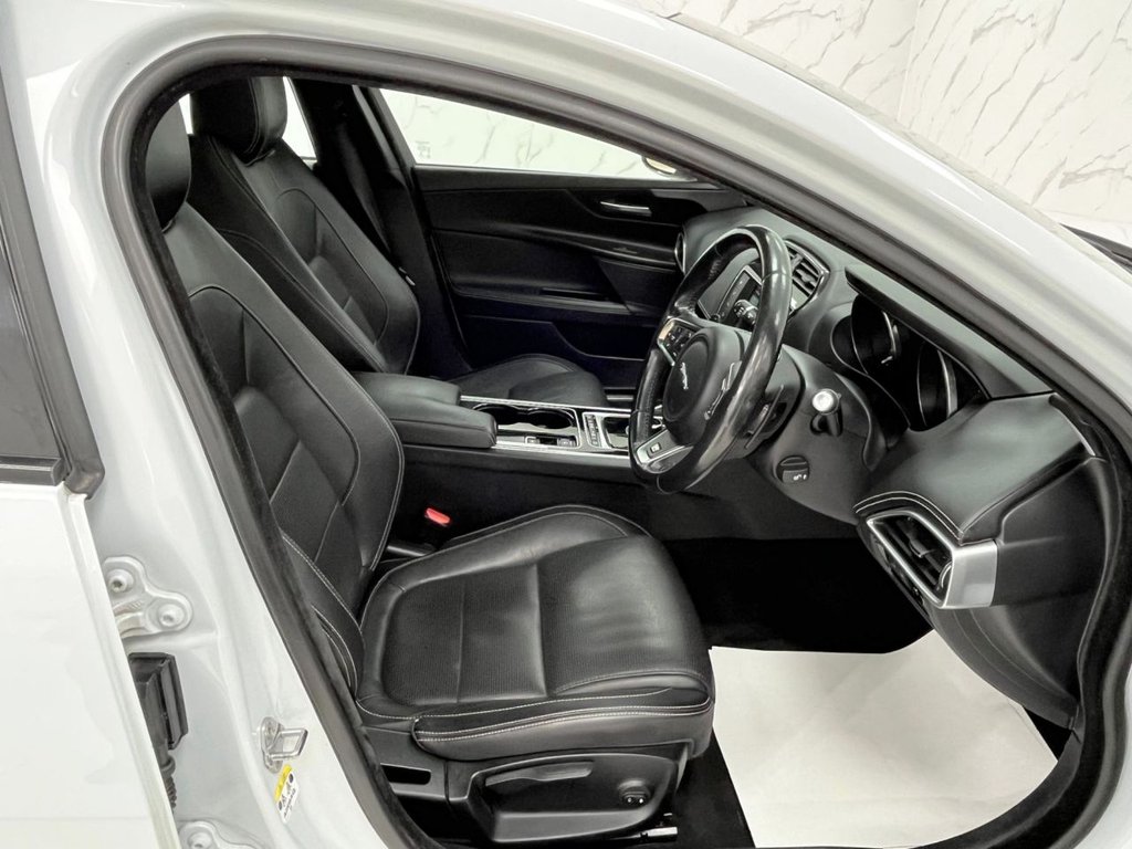 Used Jaguar XE 2016 for sale - 77779867: Photo 27