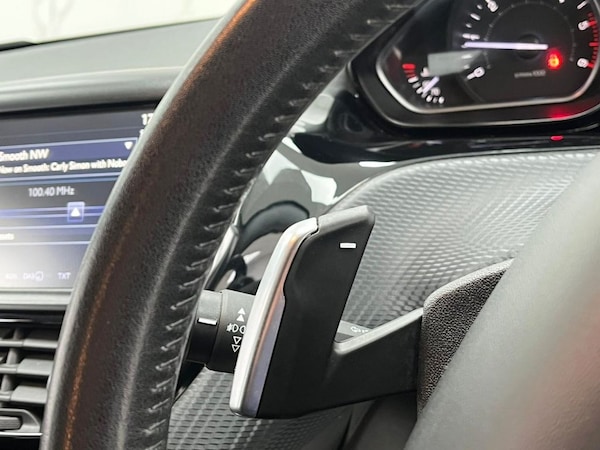 Used Peugeot 2008 2015 for sale - 76185308: Photo 24