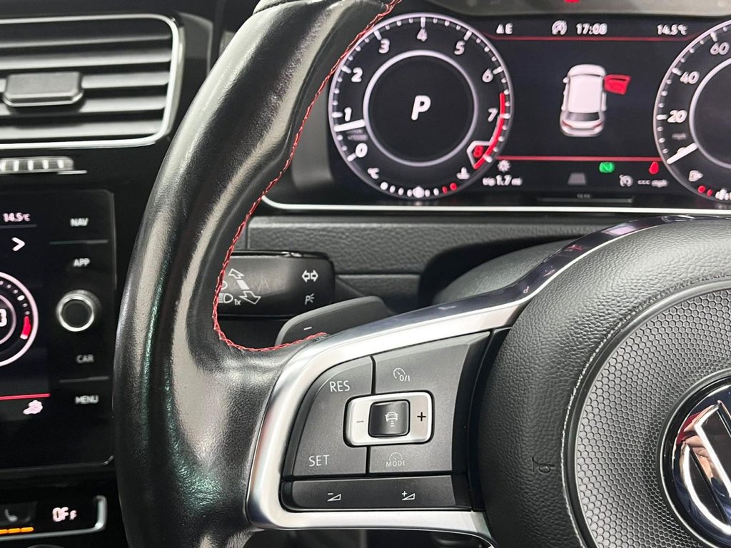 Used Volkswagen Golf 2018 for sale - 76203510: Photo 27