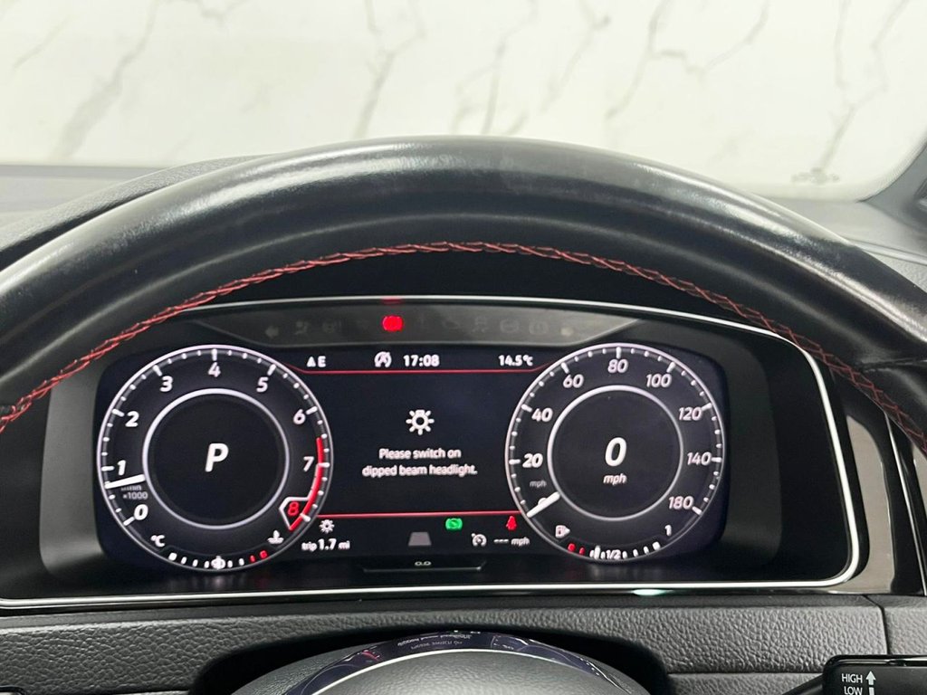 Used Volkswagen Golf 2018 for sale - 76203510: Photo 28