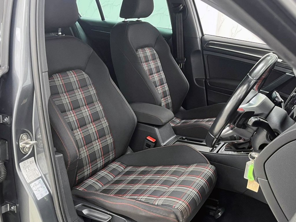 Used Volkswagen Golf 2018 for sale - 76203510: Photo 34