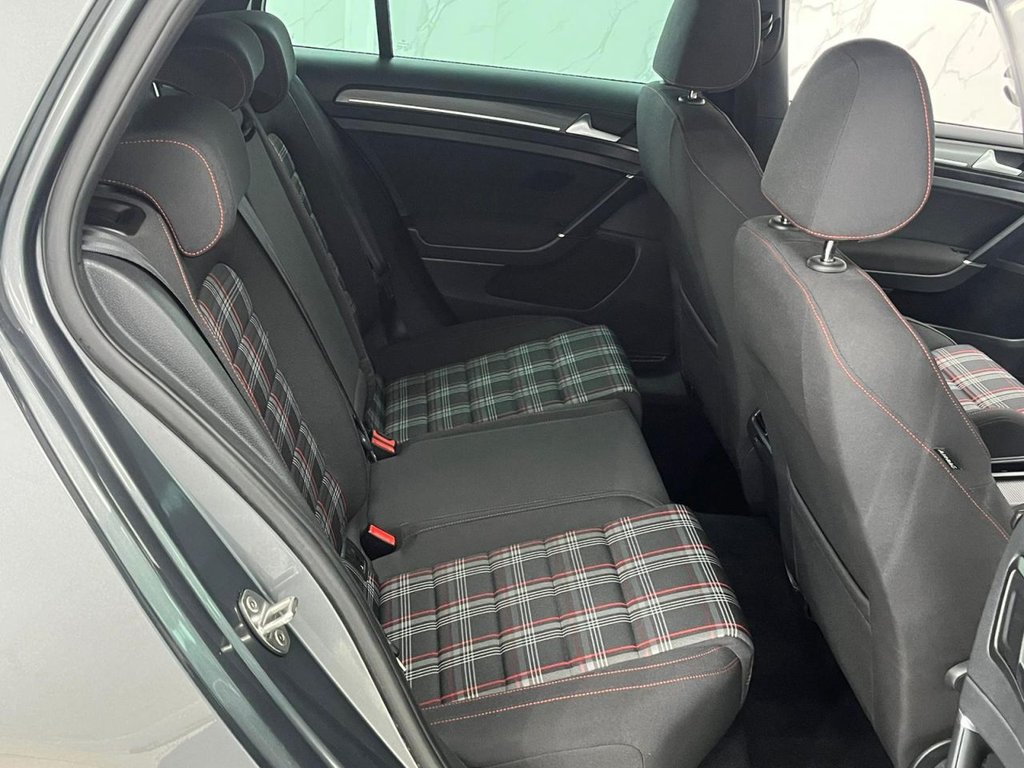 Used Volkswagen Golf 2018 for sale - 76203510: Photo 37