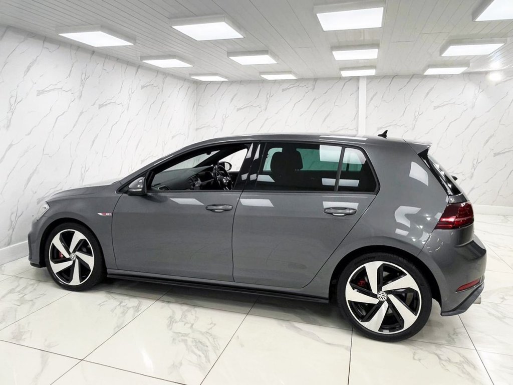 Used Volkswagen Golf 2018 for sale - 76203510: Photo 8