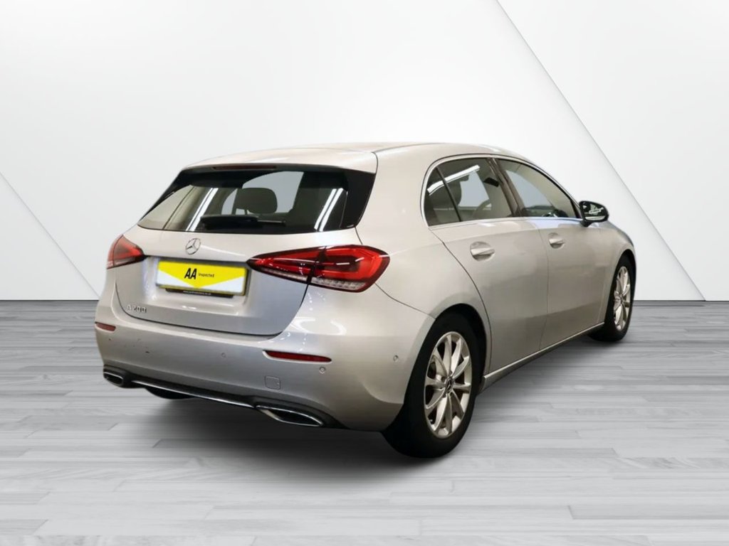 Used Mercedes-Benz A-Class 2018 for sale - 76163245: Photo 4