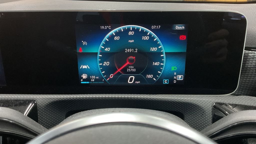 Used Mercedes-Benz A-Class 2018 for sale - 76163245: Photo 8