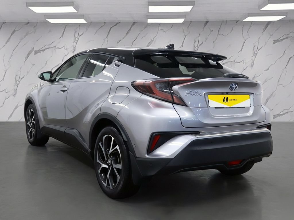 Used Toyota C-HR 2018 for sale - 77693378: Photo 3