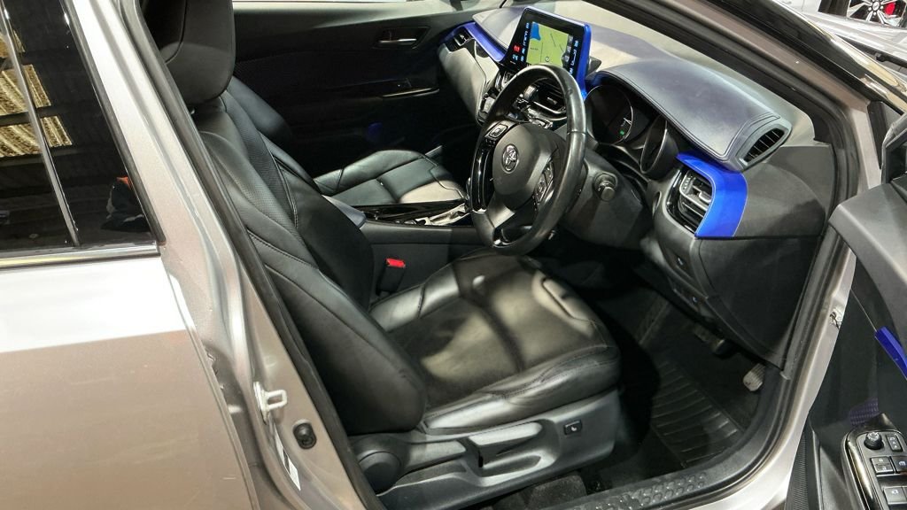 Used Toyota C-HR 2018 for sale - 77693378: Photo 9
