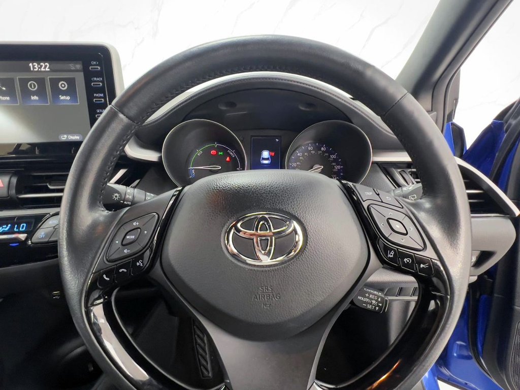 Used Toyota C-HR 2022 for sale - 76210233: Photo 24