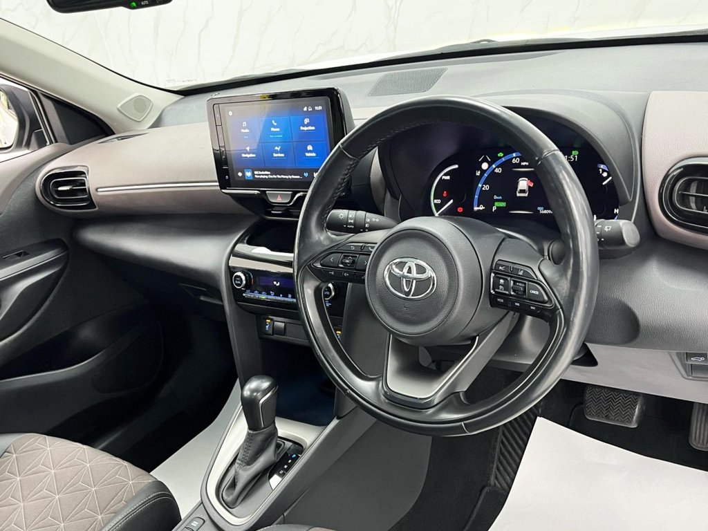 Used Toyota Yaris Cross 2022 for sale - 77820820: Photo 30