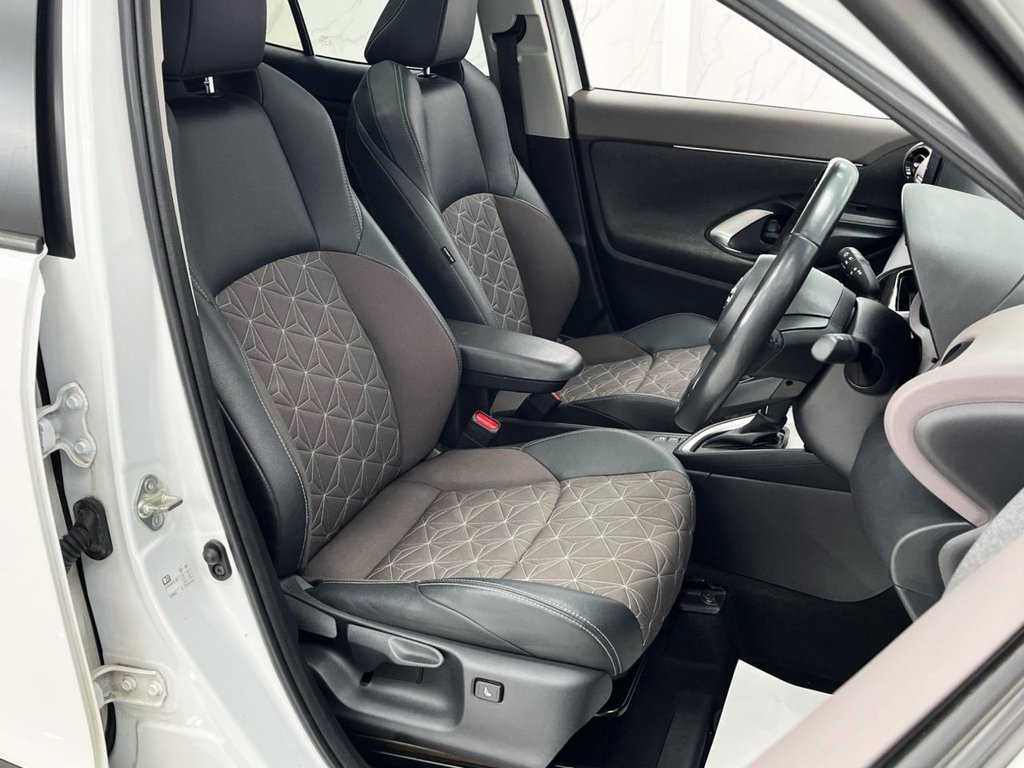 Used Toyota Yaris Cross 2022 for sale - 77820820: Photo 31