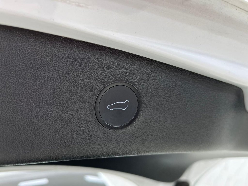 Used Tesla Model 3 2021 for sale - 76266928: Photo 33