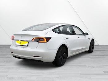 Used Tesla Model 3 2021 for sale - 76266928: Photo 4