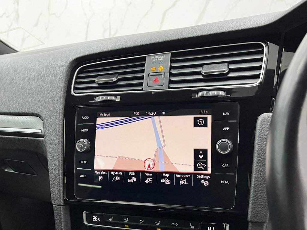 Used Volkswagen Golf 2019 for sale - 76132736: Photo 19