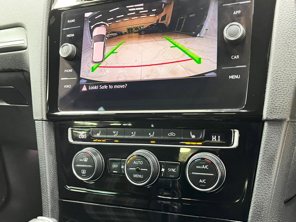 Used Volkswagen Golf 2019 for sale - 76132736: Photo 23