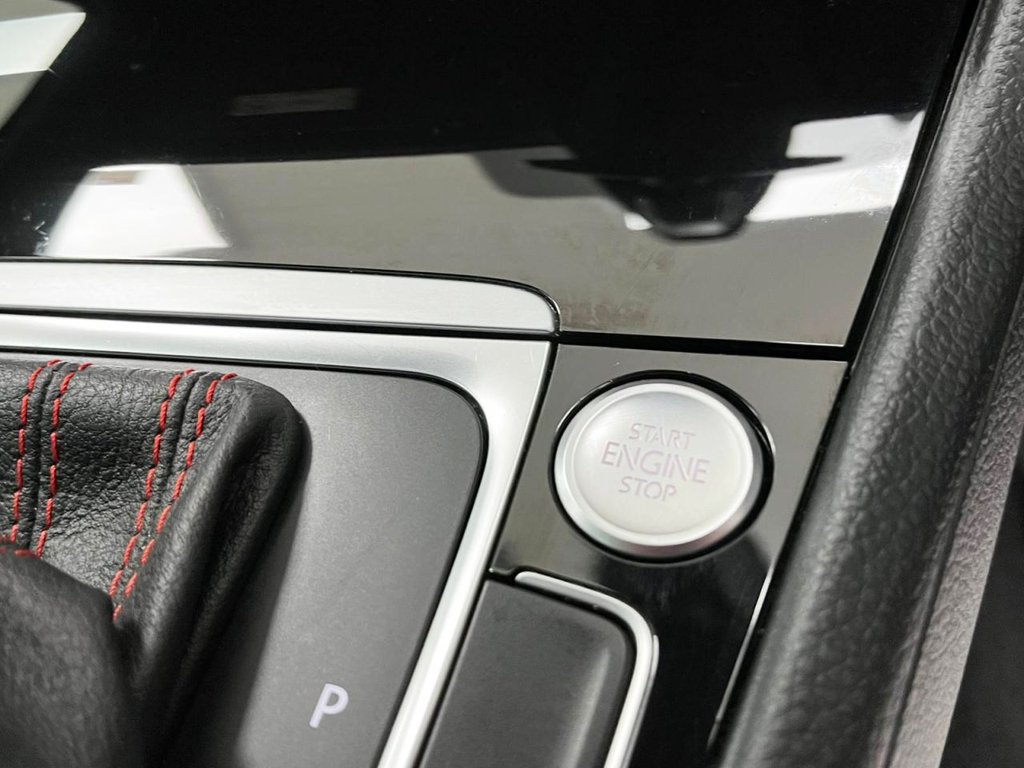 Used Volkswagen Golf 2019 for sale - 76132736: Photo 25