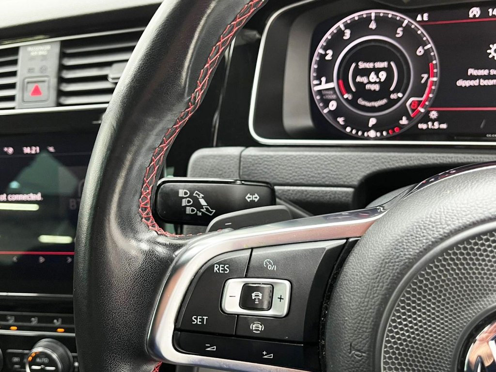 Used Volkswagen Golf 2019 for sale - 76132736: Photo 26