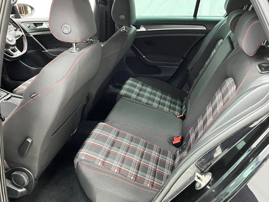 Used Volkswagen Golf 2019 for sale - 76132736: Photo 34