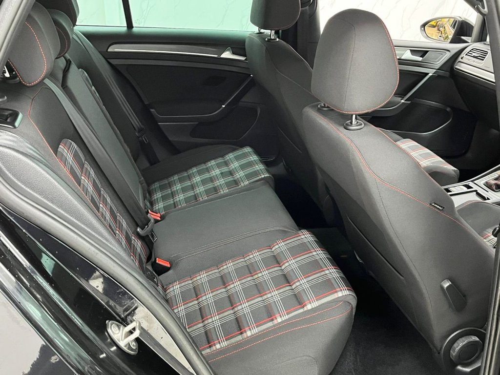 Used Volkswagen Golf 2019 for sale - 76132736: Photo 35