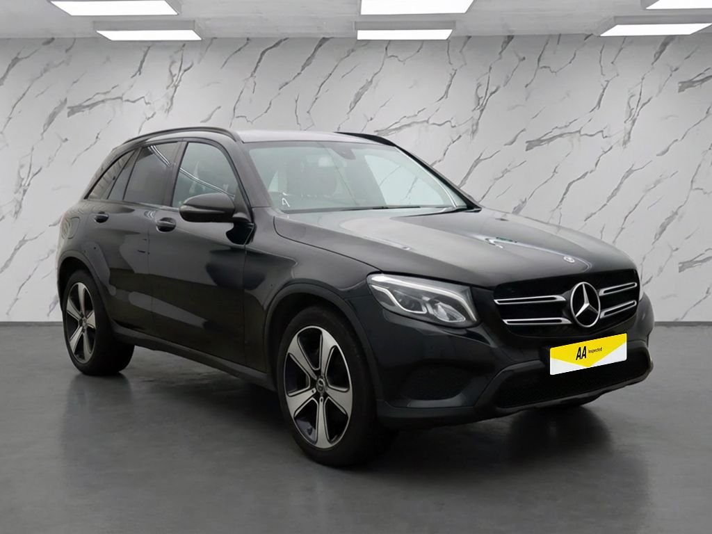 Used Mercedes-Benz GLC 2018 for sale - 77534476: Photo 2