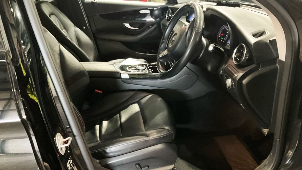 Used Mercedes-Benz GLC 2018 for sale - 77534476: Photo 9