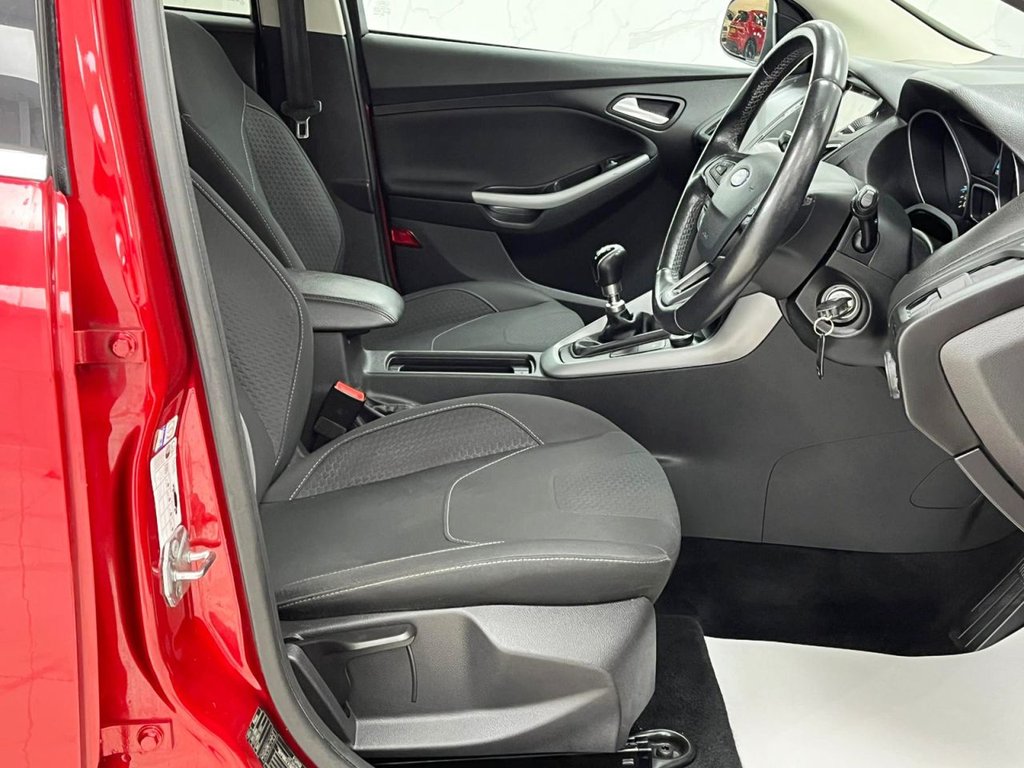 Used Ford Focus 2017 for sale - 76323044: Photo 25