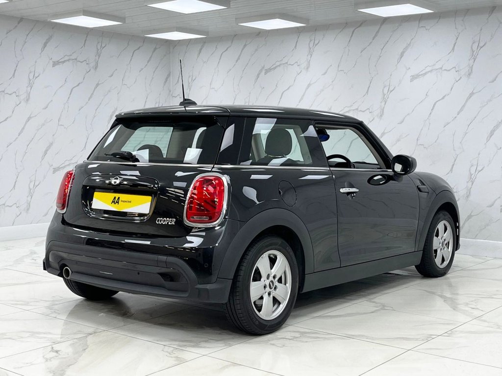 Used MINI Hatch 2023 for sale - 76445886: Photo 11