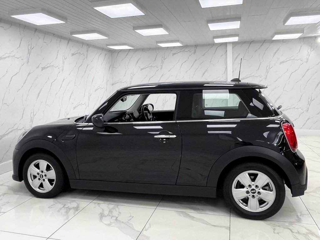 Used MINI Hatch 2023 for sale - 76445886: Photo 8